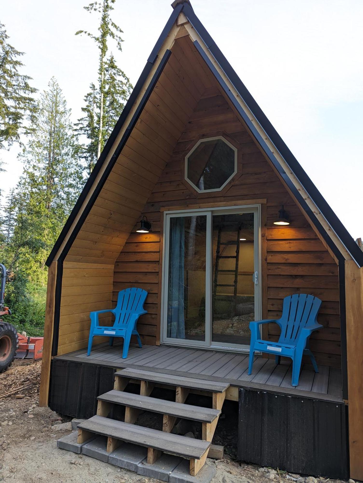 Tree Ring Cabin On 33 Acres Powell River Exterior foto